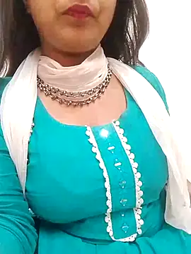 Snapshot of Babe_Doll04 chatting on April 22, 2026, 8:10 am Babe Doll04 online show from April 22, 2026, 8:10 am
