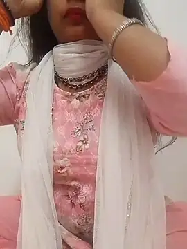 Snapshot of Babe_Doll04 chatting on May 10, 2026, 7:23 am Babe Doll04 online show from May 10, 2026, 7:23 am