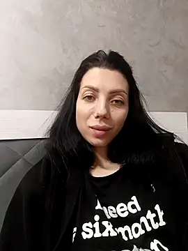 Princessa99885 online show from November 17, 2025, 2:43 pm