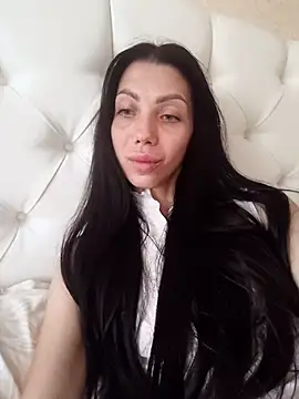 Snapshot of Princessa99885 chatting on July 6, 2026, 4:42 pm Princessa99885 online show from July 6, 2026, 4:42 pm