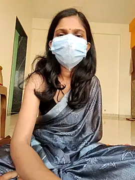 Snapshot of Shivani2002 chatting on January 12, 2026, 9:27 am Shivani2002 online show from January 12, 2026, 9:27 am