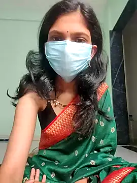 Snapshot of Shivani2002 chatting on February 4, 2026, 1:22 am Shivani2002 online show from February 4, 2026, 1:22 am