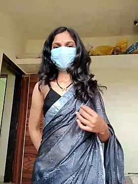 Snapshot of Shivani2002 chatting on February 7, 2026, 10:01 am Shivani2002 online show from February 7, 2026, 10:01 am