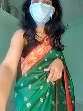 Snapshot of Shivani2002 chatting on February 13, 2026, 3:06 am Shivani2002 online show from February 13, 2026, 3:06 am