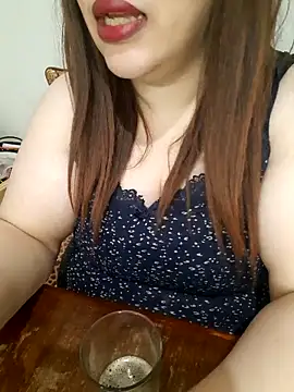 Madam-bezoul- online show from February 7, 2026, 2:58 pm