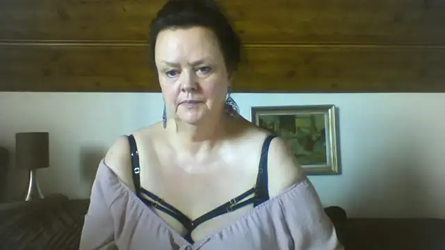 Snapshot of TiffanyMature chatting on September 16, 2025, 8:26 am TiffanyMature online show from September 16, 2025, 8:26 am