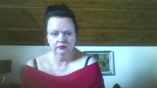 Snapshot of TiffanyMature chatting on September 23, 2025, 9:16 am TiffanyMature online show from September 23, 2025, 9:16 am