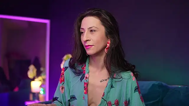 Snapshot of RubyRosa chatting on January 16, 2026, 11:42 pm RubyRosa online show from January 16, 2026, 11:42 pm