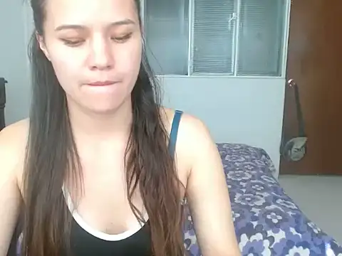 yarafuckass online show from May 27, 2026, 7:32 pm