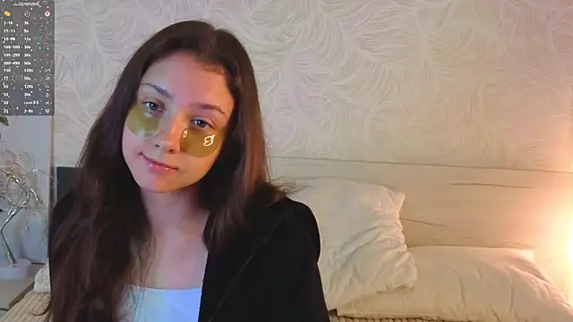 GiseleLamos online show from September 20, 2025, 3:11 am