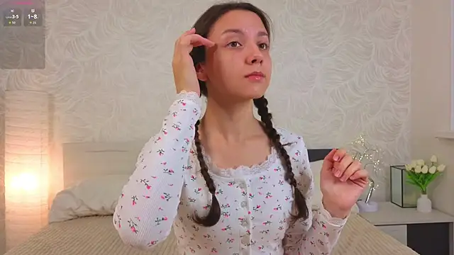 GiseleLamos online show from October 10, 2025, 3:07 am