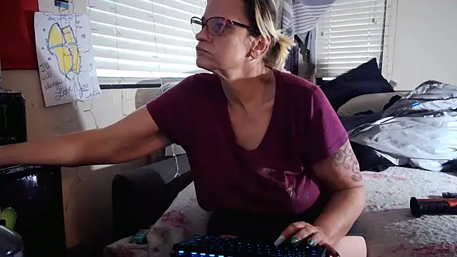 PremiumKitty online show from February 2, 2026, 1:04 am