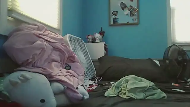 Snapshot of Liam_axel35 chatting on September 27, 2025, 7:42 pm Liam axel35 online show from September 27, 2025, 7:42 pm