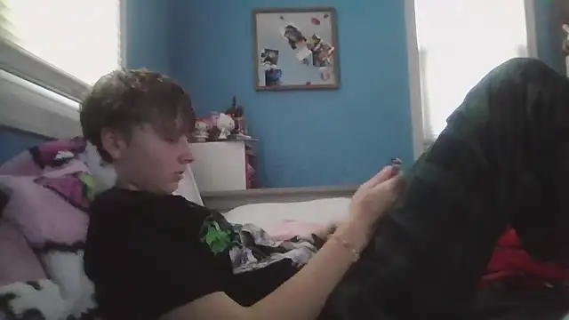 Snapshot of Liam_axel35 chatting on November 4, 2025, 8:34 pm Liam axel35 online show from November 4, 2025, 8:34 pm