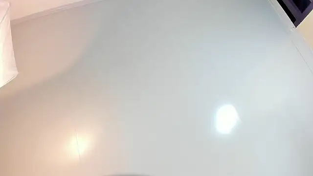 Snapshot of MELISSAROUGE chatting on April 30, 2026, 2:13 pm MELISSAROUGE online show from April 30, 2026, 2:13 pm