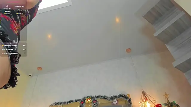 Snapshot of MELISSAROUGE chatting on December 21, 2025, 12:57 am MELISSAROUGE online show from December 21, 2025, 12:57 am