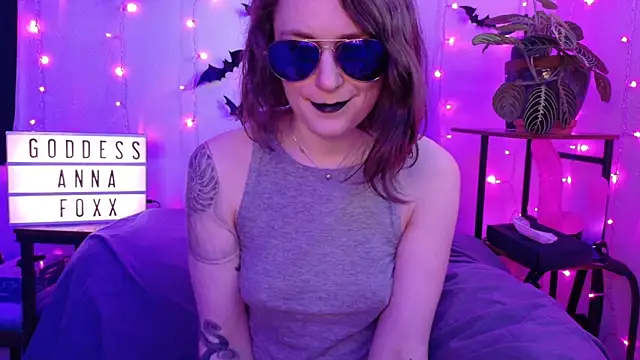 mistressannafoxx online show from March 3, 2026, 1:12 am