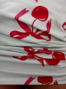 Snapshot of toxic_sweet_ chatting on November 28, 2025, 4:34 am toxic sweet online show from November 28, 2025, 4:34 am