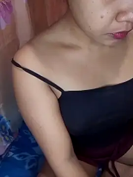 hotmomma8 online show from April 29, 2026, 8:59 pm