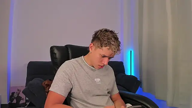 Snapshot of nathan_blake chatting on November 5, 2025, 7:50 pm nathan blake online show from November 5, 2025, 7:50 pm