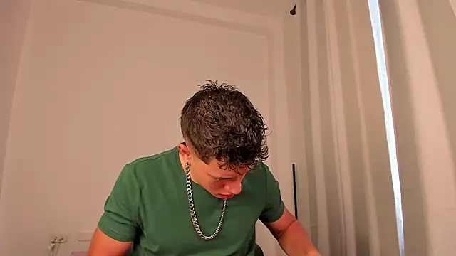 Snapshot of nathan_blake chatting on September 18, 2025, 9:29 pm nathan blake online show from September 18, 2025, 9:29 pm