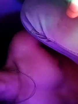 Snapshot of kjohn20 chatting on December 20, 2025, 6:22 pm kjohn20 online show from December 20, 2025, 6:22 pm