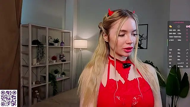 TashiaBosack online show from April 12, 2026, 2:15 am