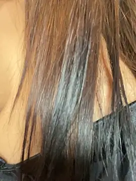 april 0066 online show from November 23, 2025, 8:08 pm