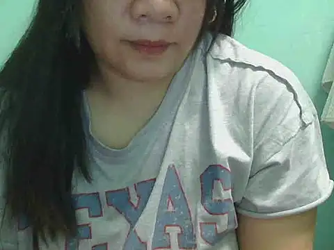 Snapshot of sexychubb101 chatting on May 15, 2026, 6:06 pm sexychubb101 online show from May 15, 2026, 6:06 pm