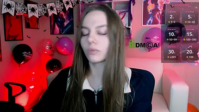 Snapshot of tessa_hit chatting on October 25, 2025, 10:14 am tessa hit online show from October 25, 2025, 10:14 am