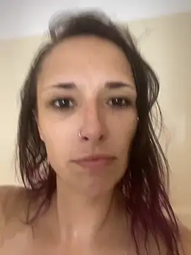 loveyourselfmore88 online show from November 8, 2025, 7:12 am