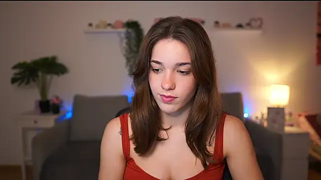 kissie cat online show from December 3, 2025, 2:16 pm