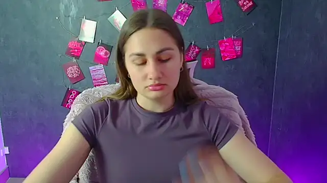 Snapshot of Stefanie_Sweet chatting on May 20, 2026, 5:37 am Stefanie Sweet online show from May 20, 2026, 5:37 am