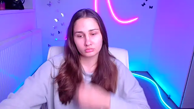 Stefanie Sweet online show from November 29, 2025, 6:57 am