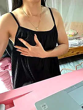 Snapshot of lanlan_girl2k chatting on February 21, 2026, 2:46 am lanlan girl2k online show from February 21, 2026, 2:46 am