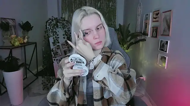 BethanyCloud online show from April 16, 2026, 5:19 am