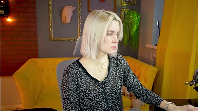 BethanyCloud online show from February 17, 2026, 5:27 am