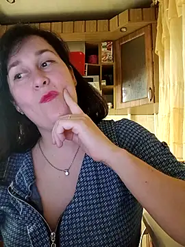 Snapshot of Amandda_ chatting on June 3, 2026, 7:07 pm Amandda online show from June 3, 2026, 7:07 pm