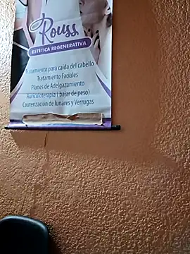 Snapshot of Mia-Glow chatting on September 18, 2025, 11:13 am Mia-Glow online show from September 18, 2025, 11:13 am