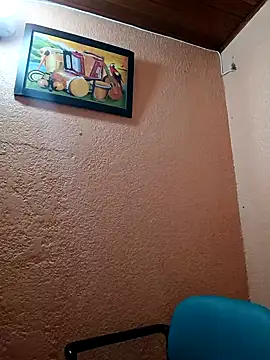 Snapshot of Mia-Glow chatting on October 20, 2025, 11:55 am Mia-Glow online show from October 20, 2025, 11:55 am