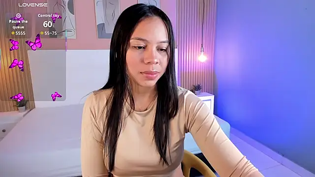 candy lux30 online show from September 25, 2025, 3:45 am