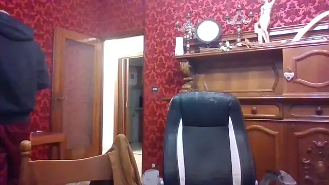 Snapshot of omihaze94 chatting on December 14, 2025, 8:47 pm omihaze94 online show from December 14, 2025, 8:47 pm