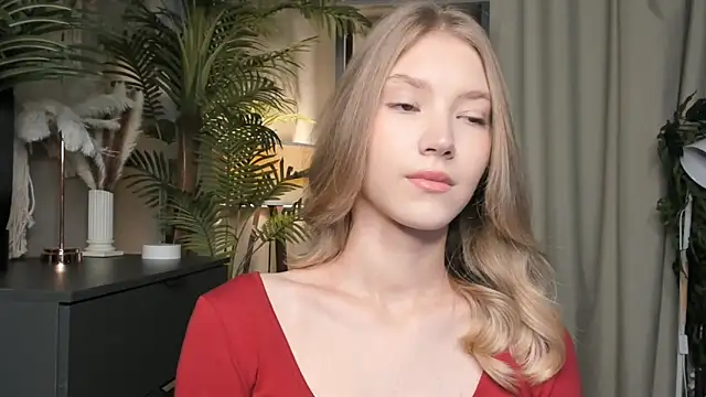 Snapshot of ChinBonnell chatting on October 25, 2025, 5:39 am ChinBonnell online show from October 25, 2025, 5:39 am