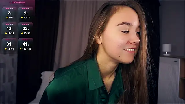 Snapshot of KayleenCurtis chatting on October 10, 2025, 5:08 am KayleenCurtis online show from October 10, 2025, 5:08 am