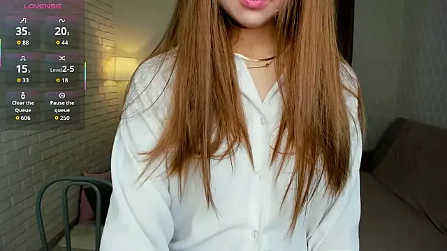 Snapshot of KayleenCurtis chatting on February 28, 2026, 4:45 am KayleenCurtis online show from February 28, 2026, 4:45 am