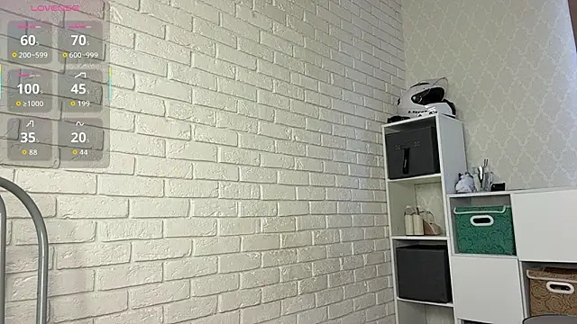 Snapshot of KayleenCurtis chatting on February 3, 2026, 6:40 am KayleenCurtis online show from February 3, 2026, 6:40 am