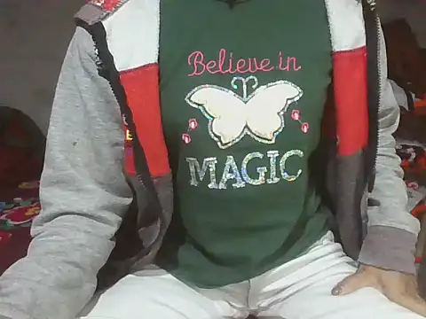 mala2580 online show from December 2, 2025, 7:04 pm