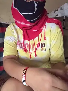 crazy111girl online show from February 5, 2026, 5:14 am