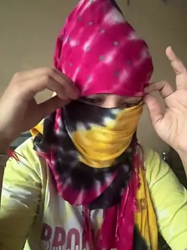 crazy111girl online show from February 7, 2026, 7:27 am