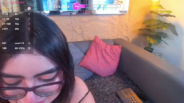 April  foxx online show from September 16, 2025, 3:02 pm